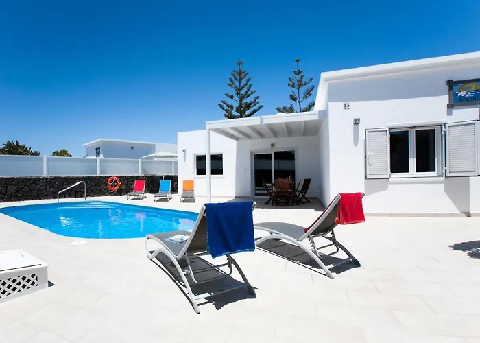 3 Bedroom Delphi With Private Heated Pool. Вилла